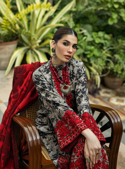 ZAINAB CHOTTANI UNSTITCHED 3-PC SLUB KHADDAR EMBROIDERED PRINTED SHIRT WITH KHADDAR PRINT DUPATTA AND PRINT TROUSER KZ-2052