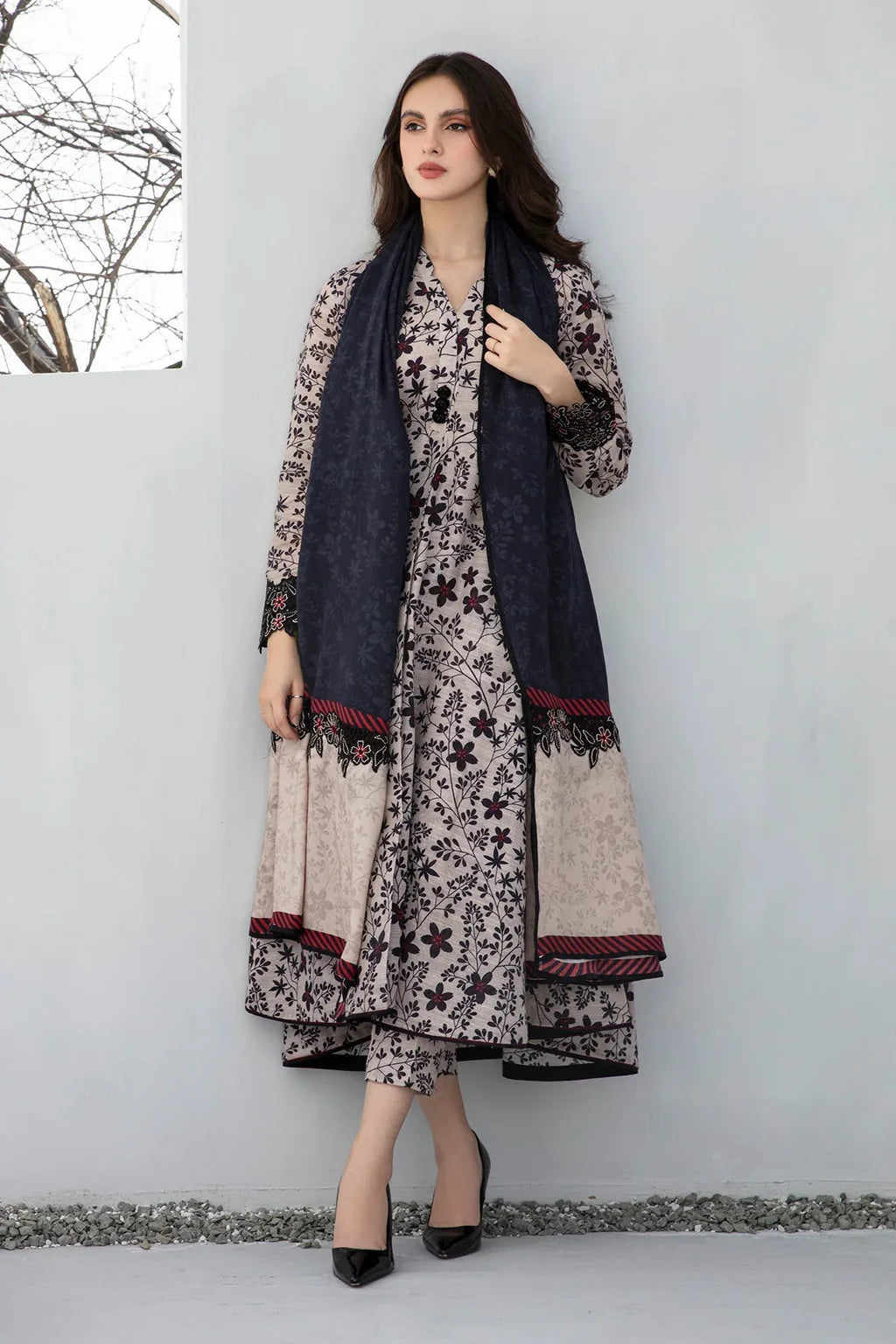 BAROQUE UNSTITCHED 3-PC SLUB KHADDAR PRINTED SHIRT WITH KHADDAR PRINT DUPATTA AND PRINT TROUSER KZ-2035