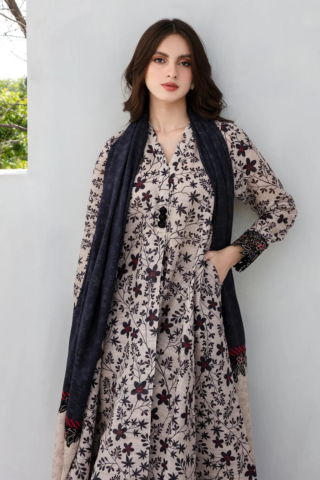 BAROQUE UNSTITCHED 3-PC SLUB KHADDAR PRINTED SHIRT WITH KHADDAR PRINT DUPATTA AND PRINT TROUSER KZ-2035