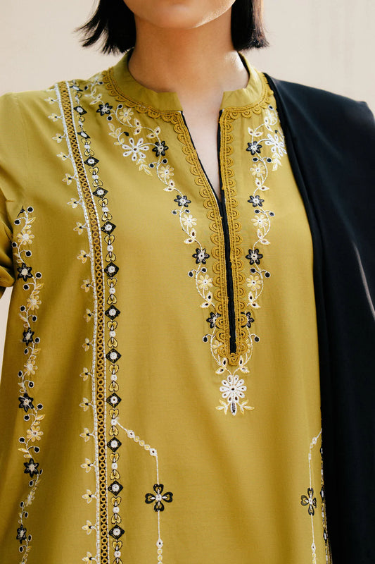 ZARA SHAH JAHAN UNSTITCHED 3-PC DHANAK EMBROIDERED SHIRT WITH DHANAK EMBROIDERED SHAWL AND TROUSER KZ-2028
