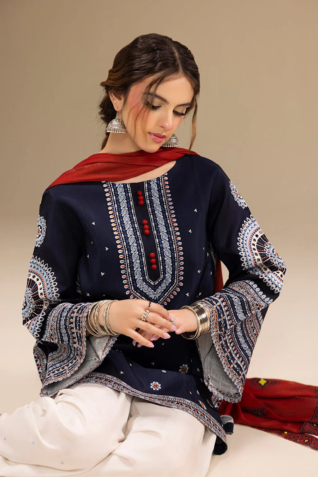 JAZMIN UNSTITCHED 3-PC DHANAK EMBOIDERED SHIRT WITH COUTRAI PRINTED SHAWL AND TROUSER KZ-2006