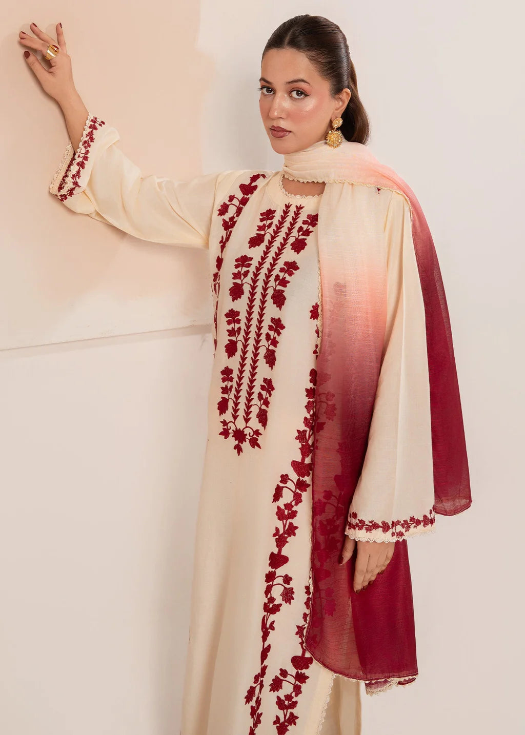 VINTAGE UNSTITCHED 3-PC LAWN EMBROIDERED SHIRT WITH TYE & DYE CHIFFON DUPATTA AND LAWN TROUSER KZ-2054