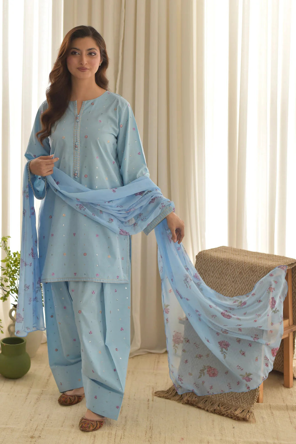 SAPPHIRE UNSTITCHED 3-PC DHANAK EMBROIDERED SHIRT WITH COUTRAI PRINTED SHAWL AND TROUSER KZ-2033