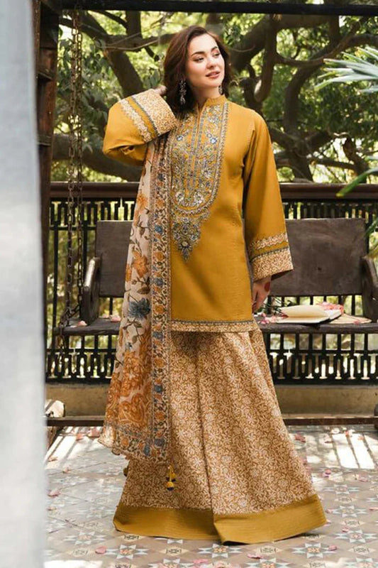 SAPPHIRE UNSTITCHED 3-PC KHADDAR PRINTED EMBROIDERED SHIRT WITH KHADDAR PRINTED DUPATTA AND PRINT TROUSER KZ-2062